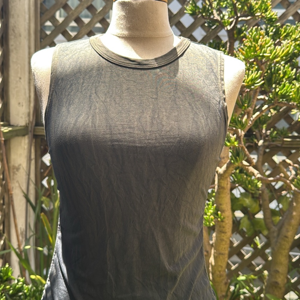 COTTON CITIZEN Green Mineral Washed Tank Dress.
Size Small Ruched sides. NWOT - Picture 6 of 8